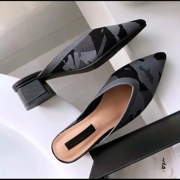 Shoes - Women’s Gray & Black Knitted Mule Slip-on Shoes